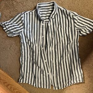 Old Navy Black and White Striped Casual Shirt